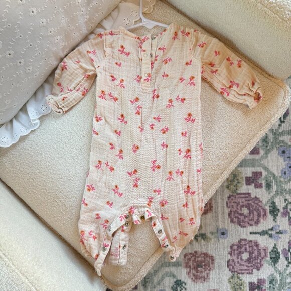 Cat & Jack Peach and Pink Long Sleeve Muslin Romper - Picture 3 of 7